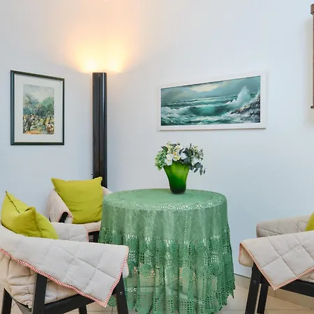 Adri Apartment