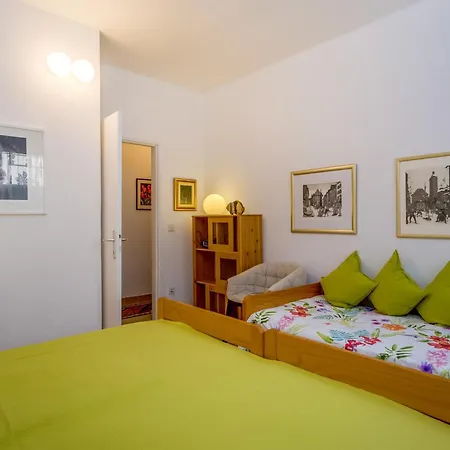 Adri Apartment