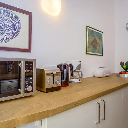 Apartment Adri *